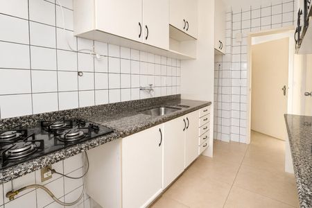 Cozinha de apartamento para alugar com 3 quartos, 91m² em Setor Bueno, Goiânia