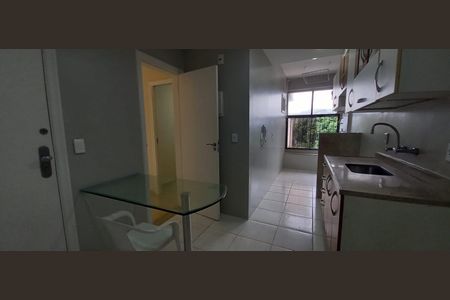 Cozinha de apartamento à venda com 1 quarto, 68m² em Barra da Tijuca, Rio de Janeiro
