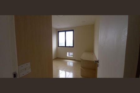 Quarto de apartamento à venda com 1 quarto, 68m² em Barra da Tijuca, Rio de Janeiro