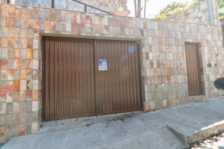 Casa à venda com 167m², 3 quartos e 2 vagas