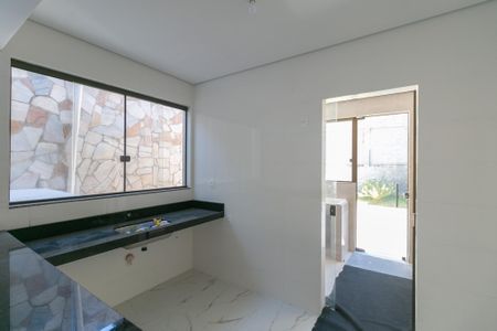 Casa à venda com 167m², 3 quartos e 2 vagas