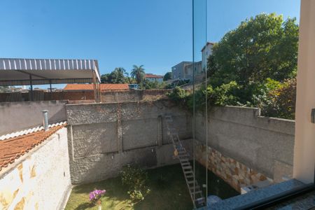 Casa à venda com 167m², 3 quartos e 2 vagas