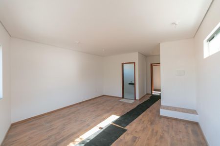 Casa à venda com 167m², 3 quartos e 2 vagas