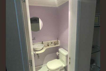 Banheiro de apartamento para alugar com 3 quartos, 140m² em Pinheiros, São Paulo
