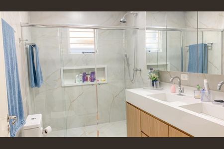 Casa à venda com 5 quartos, 327m² em Chora Menino, São Paulo
