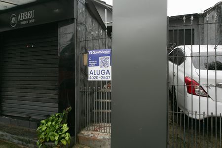 Casa para alugar com 45m², 2 quartos e sem vagaFachada 