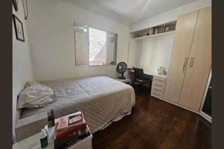 Casa à venda com 3 quartos, 172m² em Jardim Monte Kemel, São Paulo