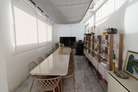 Apartamento à venda com 140m², 3 quartos e 2 vagasVaranda gourmet