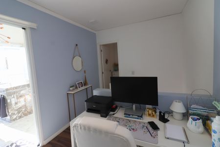 Apartamento à venda com 140m², 3 quartos e 2 vagasEscritório