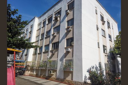 Apartamento à venda com 61m², 2 quartos e 2 vagasFachada do Bloco