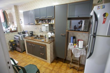 Apartamento à venda com 61m², 2 quartos e 2 vagasCozinha