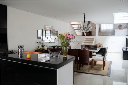 Casa à venda com 3 quartos, 380m² em Santana, São Paulo