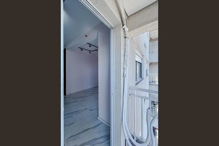 Varanda de kitnet/studio à venda com 1 quarto, 31m² em Penha de França, São Paulo