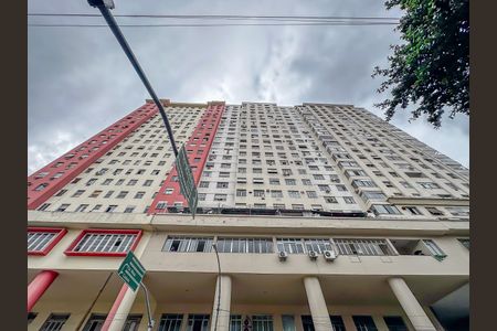 Apartamento à venda com 70m², 2 quartos e sem vaga