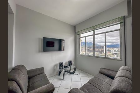 Apartamento à venda com 2 quartos, 70m² em Centro, Rio de Janeiro