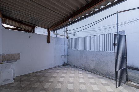 Casa para alugar com 35m², 1 quarto e sem vaga