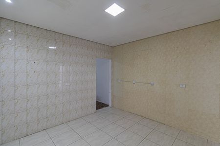 Casa para alugar com 35m², 1 quarto e sem vaga