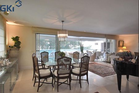 Apartamento à venda com 278m², 3 quartos e 4 vagas