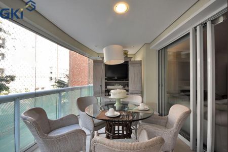 Apartamento à venda com 278m², 3 quartos e 4 vagas