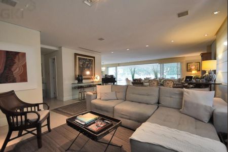 Apartamento à venda com 278m², 3 quartos e 4 vagas