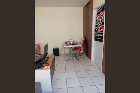 Apartamento à venda com 40m², 2 quartos e sem vaga Apartamento à venda com 40m², 2 quartos e sem vagaSala