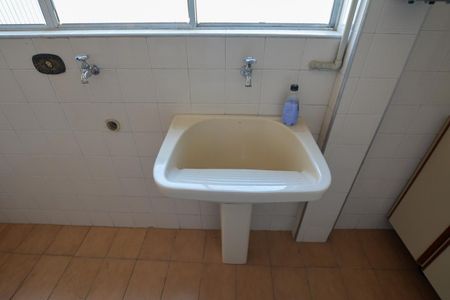 Apartamento para alugar com 70m², 3 quartos e 1 vagaAREA DE SERVIÇO