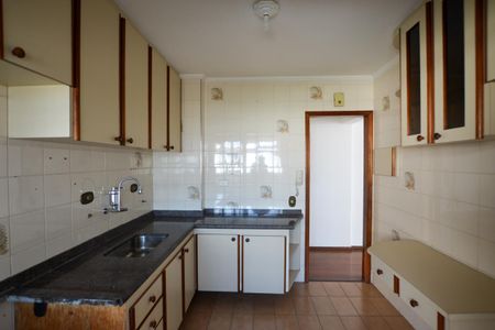 Apartamento para alugar com 70m², 3 quartos e 1 vagaCOZINHA