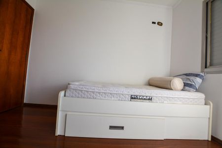 Apartamento para alugar com 70m², 3 quartos e 1 vagaQUARTO 2