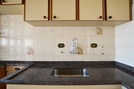 Apartamento para alugar com 70m², 3 quartos e 1 vagaCOZINHA