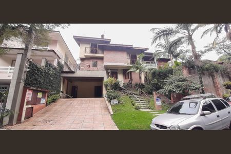 Casa à venda com 246m², 4 quartos e 4 vagasFachada da Casa
