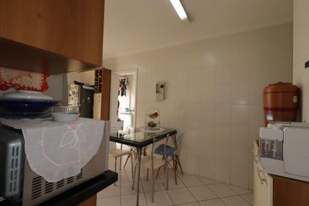 Apartamento à venda com 143m², 3 quartos e 2 vagasCozinha