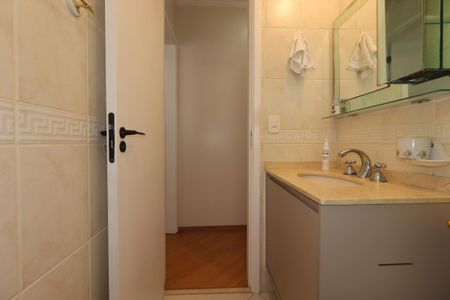 Apartamento à venda com 143m², 3 quartos e 2 vagasBanheiro Social