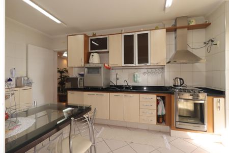 Apartamento à venda com 143m², 3 quartos e 2 vagasCozinha