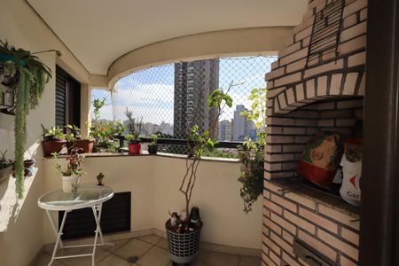 Apartamento à venda com 143m², 3 quartos e 2 vagasÁrea Gourmet
