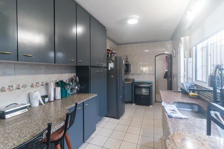 Casa para alugar com 425m², 3 quartos e 5 vagas Casa para alugar com 425m², 3 quartos e 5 vagasCozinha