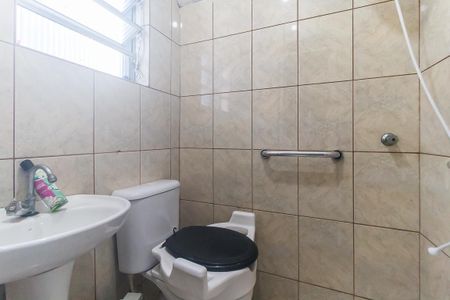 Casa para alugar com 425m², 3 quartos e 5 vagas Casa para alugar com 425m², 3 quartos e 5 vagasBanheiro do Escritório