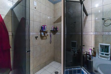 Casa para alugar com 425m², 3 quartos e 5 vagas Casa para alugar com 425m², 3 quartos e 5 vagasBanheiro da Suíte 2