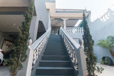 Casa para alugar com 425m², 3 quartos e 5 vagas Casa para alugar com 425m², 3 quartos e 5 vagasEntrada
