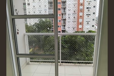 Varanda de apartamento para alugar com 2 quartos, 55m² em Gardênia Azul, Rio de Janeiro