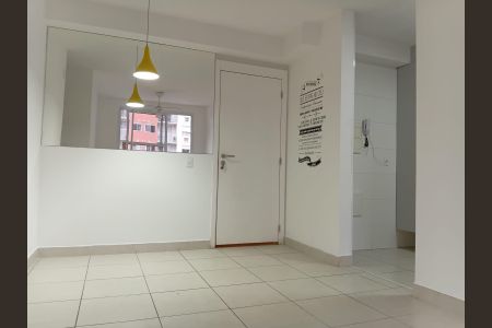 Sala de apartamento para alugar com 2 quartos, 55m² em Gardênia Azul, Rio de Janeiro