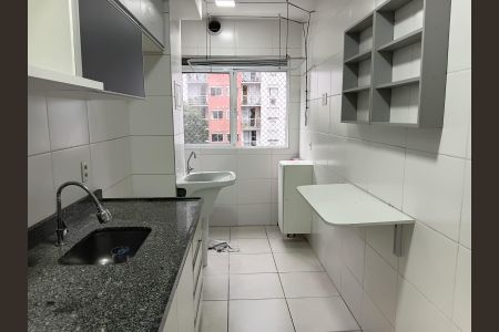 Cozinha de apartamento para alugar com 2 quartos, 55m² em Gardênia Azul, Rio de Janeiro