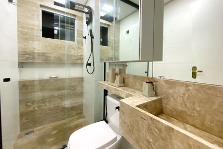 Banheiro da Suíte de apartamento para alugar com 2 quartos, 70m² em Diamante, Belo Horizonte