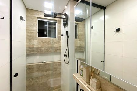 Apartamento para alugar com 70m², 2 quartos e 2 vagasBanheiro da Suíte