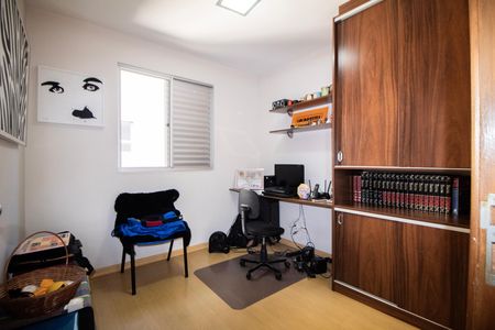 Apartamento para alugar com 115m², 3 quartos e 2 vagasQuarto 01- Escritório 