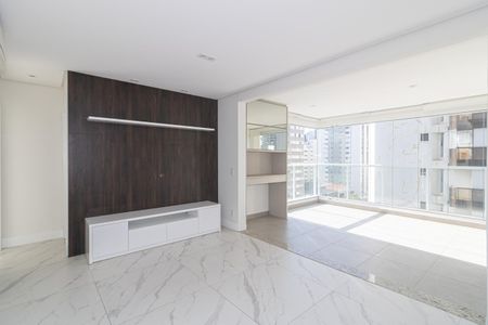 Apartamento para alugar com 76m², 2 quartos e 2 vagas Apartamento para alugar com 76m², 2 quartos e 2 vagasSala