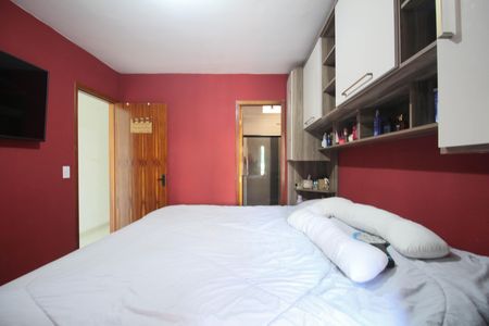 Casa à venda com 130m², 3 quartos e 3 vagassuíte 