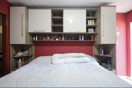 Casa à venda com 130m², 3 quartos e 3 vagassuíte 