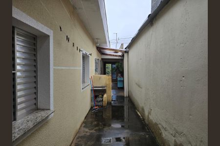 Casa para alugar com 250m², 3 quartos e 5 vagas Casa para alugar com 250m², 3 quartos e 5 vagasCozinha e Área de Serviço / CASA 02 FUNDOS