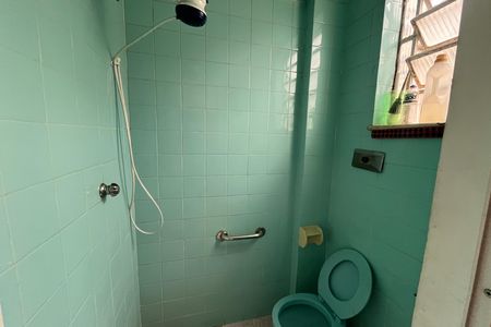 Casa à venda com 210m², 5 quartos e 3 vagasBanheiro de serviço