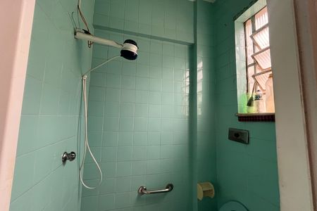 Casa à venda com 210m², 5 quartos e 3 vagasBanheiro de serviço